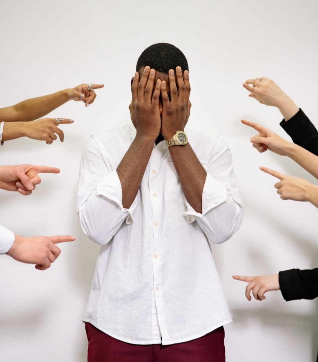 Breaking Free: How Letting Go of Fear Unlocks True Freedom and Success